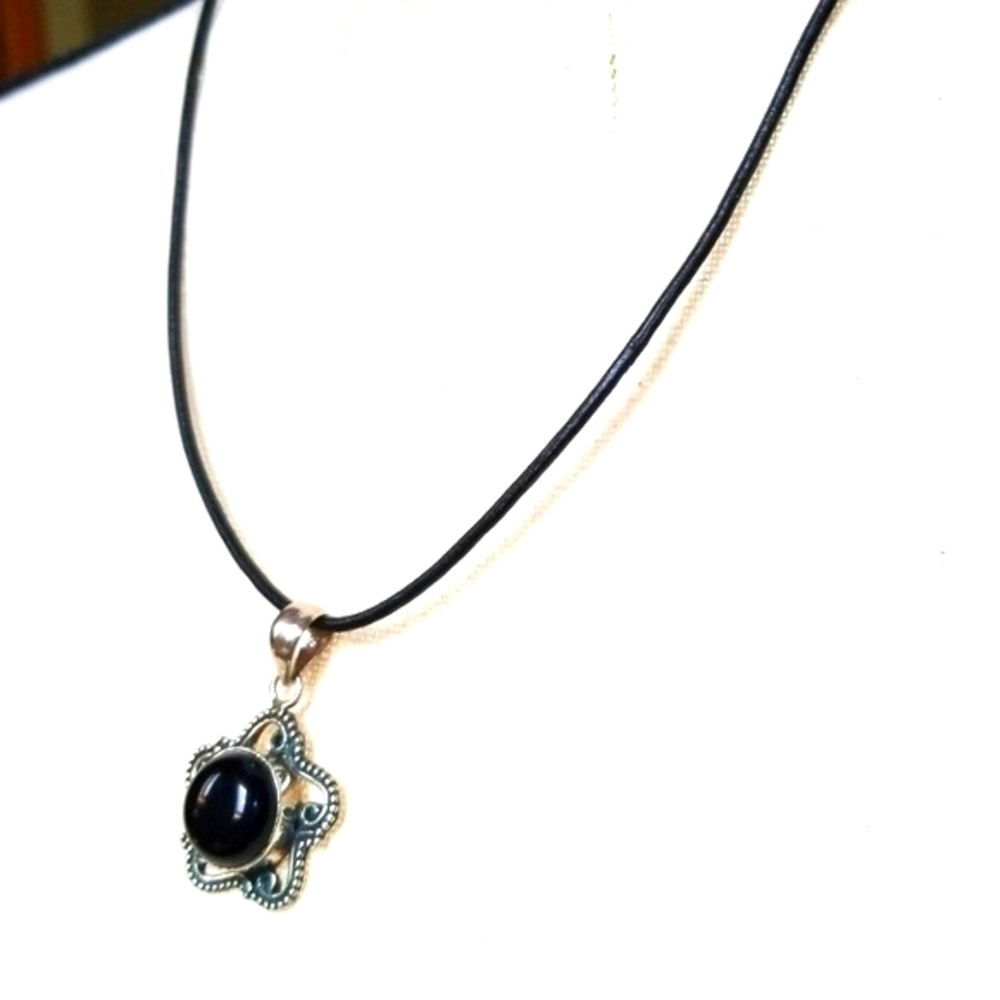 Vintage Onyx 925 Sterling Silver Leather Cord Pendant Necklace - Picture 9 of 15